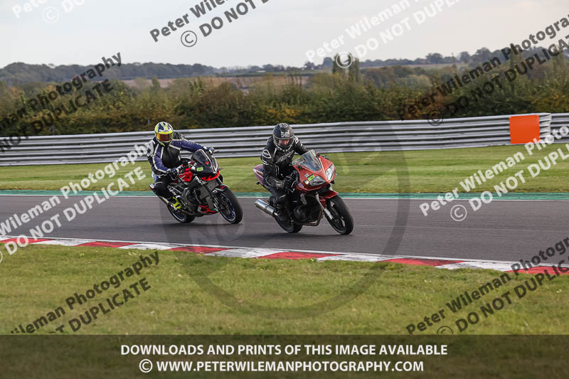 enduro digital images;event digital images;eventdigitalimages;no limits trackdays;peter wileman photography;racing digital images;snetterton;snetterton no limits trackday;snetterton photographs;snetterton trackday photographs;trackday digital images;trackday photos